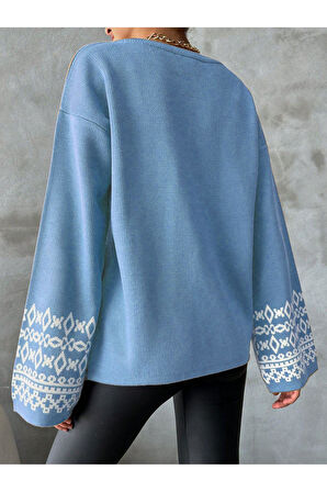 Bisiklet Yaka Salaş Kol Oversize Jakar Desenli Detaylı Bebe Mavi Triko Kazak