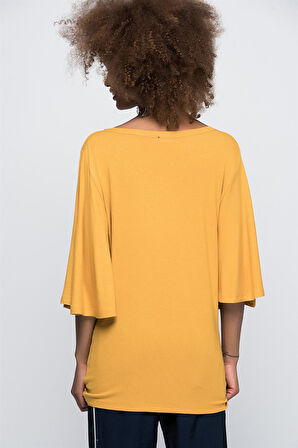 Kadın Kolu Volanlı Kayık Yaka Hardal Bluz