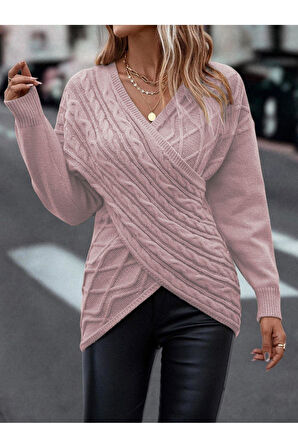 Kruvaze Yaka Yürütme Desenli Saç Örgülü Triko Kazak Pudra