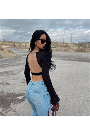 Sırt Dekolteli Zincir Detaylı Crop