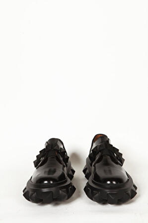 Kadın Siyah Rugan Detaylı Günlük Ayakkabı