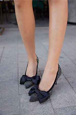 Kadın Siyah Fiyonk Ve Taş Detaylı Hakiki Deri Ayakkabı