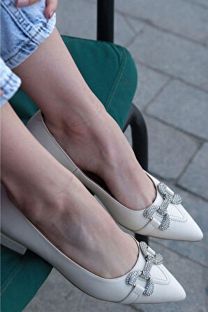 Kadın Deri Babet Aksesuarlı Krem