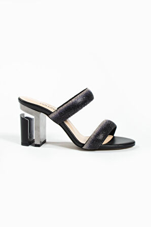 Kadın Hakiki Deri Taş Ve Topuk Detaylı Terlik Siyah