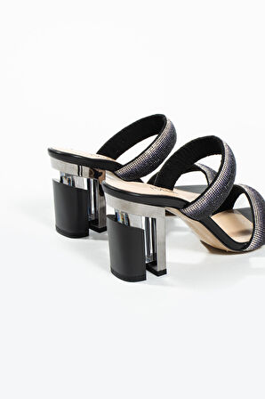 Kadın Hakiki Deri Taş Ve Topuk Detaylı Terlik Siyah