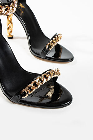 Kadın Hakiki Deri Topuk Ve Aksesuar Detaylı Topuklu Ayakkabı Siyah Rugan