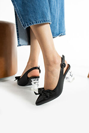 Kadın Siyah Hakiki Deri Aksesuar Ve Topuk Detaylı Ayakkabı Siyah