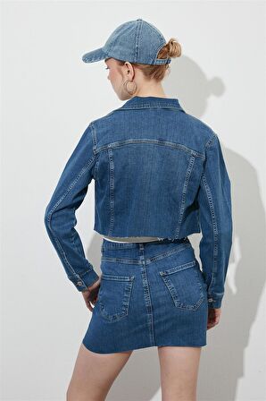 Kadın Mavi Denim Uzun Kollu Crop Ceket