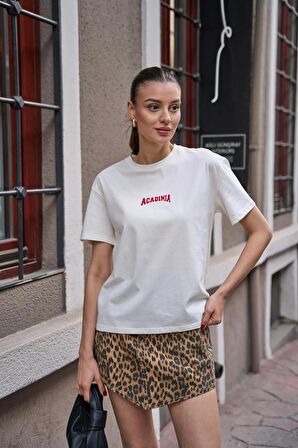 Bisiklet Yaka Academia Baskılı Krem Kadın Oversize T-shirt