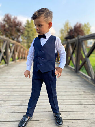 Lacivert Beş Parça Erkek Çocuk Takım Elbise