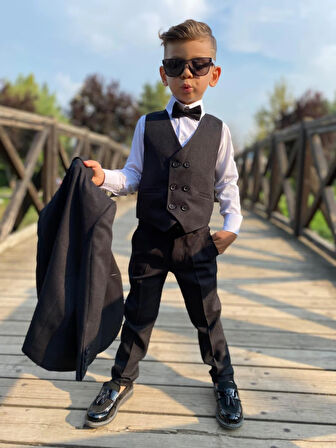Siyah Beş Parça Erkek Çocuk Takım Elbise
