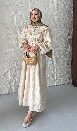 2508 Yarım Pat Fırfır Detaylı Bağıcıklı Bürümcük Elbise