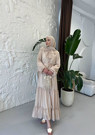5729 Yaka ALt Volanlı Ön Boydan Fırfırlı Şifon Elbise