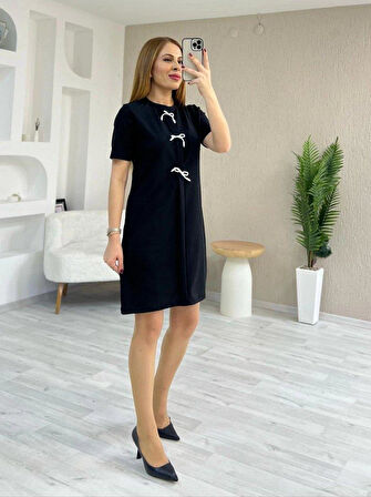 Kadın Kısa Kollu Bisiklet Yaka önden Fiyonk Detaylı Ithal Krep Elbise