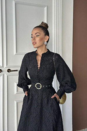 Siyah Kemer Detaylı Uzun Elbise