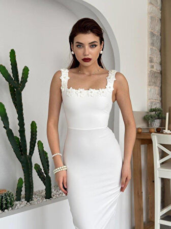 Mıng Çiçek Detaylı Elbise