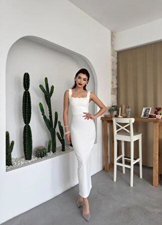 Mıng Çiçek Detaylı Elbise