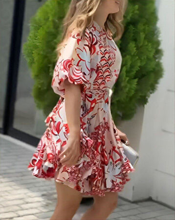 Kadın Kısa Balon Kollu Yuvarlak Yakalı Pileli Desenli Mini Elbise