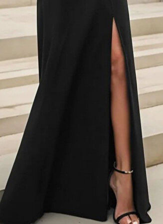 Kadın Uzun Kollu Madonna Yakalı Yırtmaç Detaylı Uzun Ithal Krep Elbise