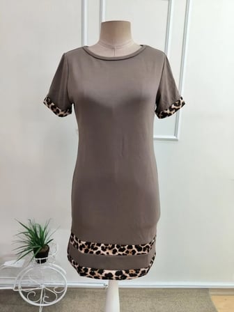 Kadın Kısa Kollu Bisiklet Yaka Leopar şerit Detaylı Kısa Modal Elbise