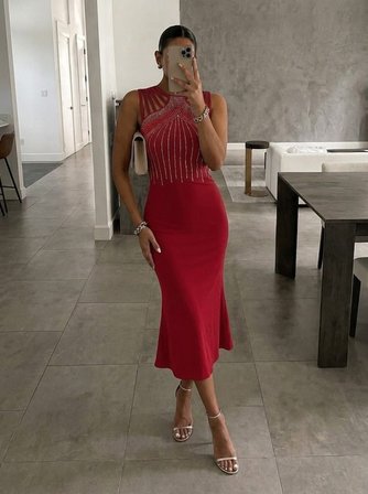 Kadın Kolsuz Omuzlardan Taş şerit Detaylı Midi Janjan Krep Elbise