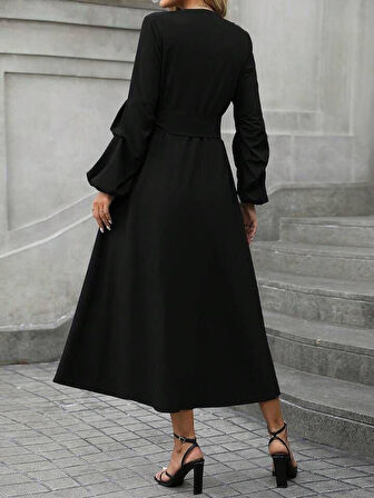 Kadın Uzun Kollu Derin V Yakalı Belden Kuşaklı önden Düğmeli Janjan Krep Elbise