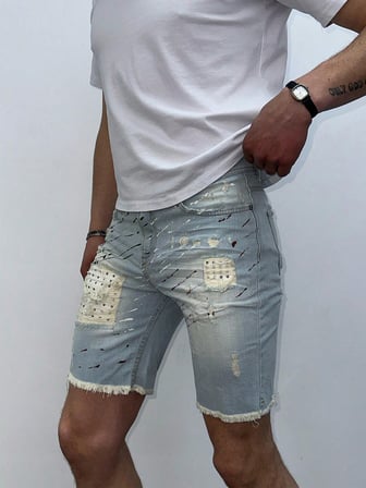 Buz Mavi Yırtık Detaylı Slim Fit Jean Şort