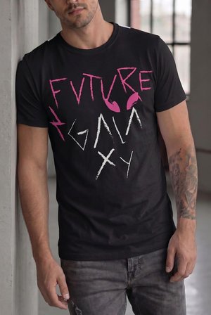 Erkek Sırtı Yazılı ve Alien Desenli Bisiklet Yaka Streetwear Tişört