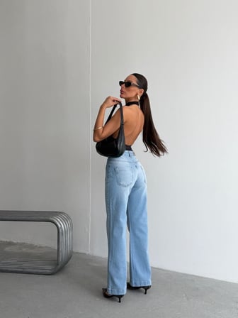 Kadın Retro Tarz Çift Cepli Düğme Detaylı Geniş Paça Kot Pantolon