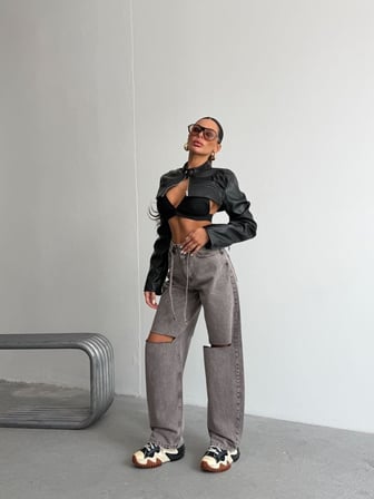 Yüksek Bel Arka Yırtıklı Wide Leg Denim Pantolon
