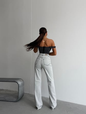 Kadın Asimetrik Çapraz Bel Detaylı Wide Leg Jean Pantolon