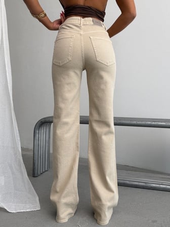 Kadın Yüksek Bel Geniş Paça Jean Pantolon – %98 Pamuk Modern Fit Kot Pantolon