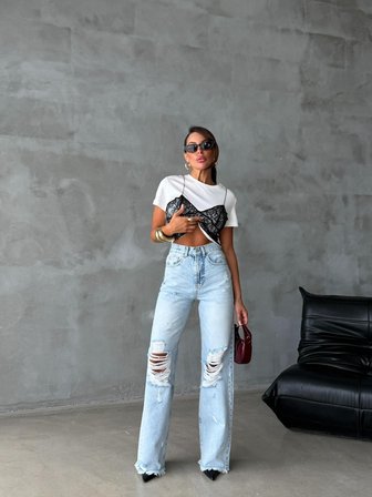 Yüksek Bel Dizleri Yırtık Detaylı Wide Leg Jean