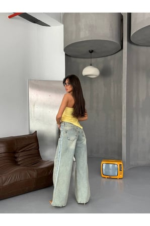 Yan Şerit Detaylı Geniş Paça Açık Mavi Jean
