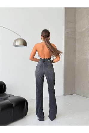 Kadın Yüksek Bel Asimetrik Kapamalı Antrasit Jean Pantolon – Modern Fit, Zamansız Stil