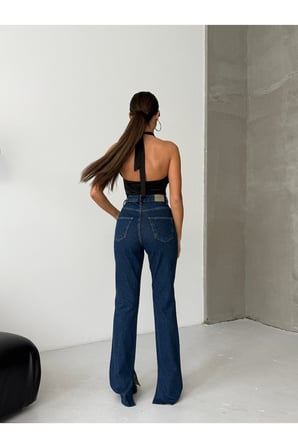 Kadın Koyu Mavi Yüksek Bel Çapraz Kemer Detaylı Bol Paça Denim Pantolon