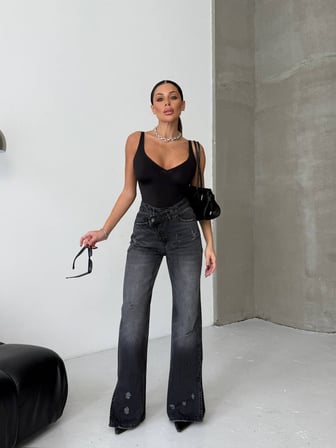Yüksek Bel Antrasit Yıkamalı Paça Detaylı Wide Leg Jean
