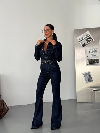 Bel Vurgulu Uzun Kollu Denim Tulum – İspanyol Paça