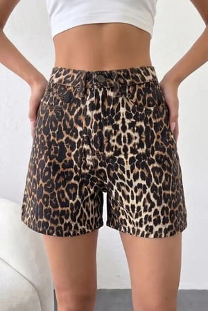 Premium Seri Leopar Desenli Jean Şort