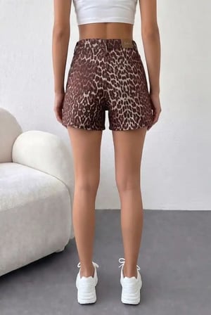 Premium Seri Leopar Desenli Jean Şort