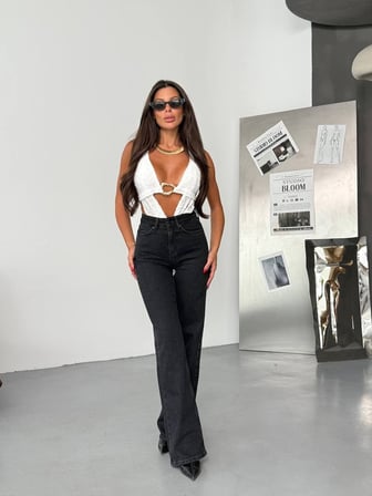Kadın Yüksek Bel Geniş Paça Jean Pantolon – %98 Pamuk Modern Fit Kot Pantolon