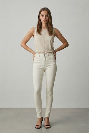 Kadın Yüksek Bel Skinny Jean Pantolon – Esnek vücuda oturan