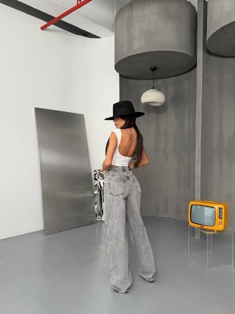 Gri Yıkamalı Yüksek Bel Wide Leg Jean Pantolon Kadın Yan Şerit Detaylı Bol Paça Denim
