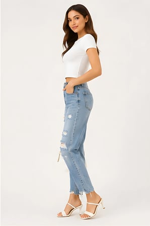 Lili Woman Kadın Yüksek Bel Yırtık Detaylı Mom Fit Jean Pantolon TY.YJN01