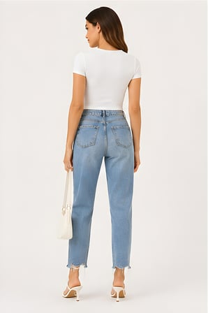 Lili Woman Kadın Yüksek Bel Yırtık Detaylı Mom Fit Jean Pantolon TY.YJN01