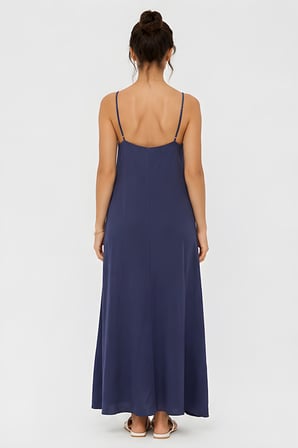 Lili Woman Kadın İnce Askılı Rahat Kalıp Tencel Uzun Elbise P.1717