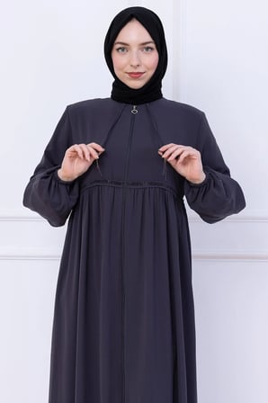 Büzgülü Taşlı Ferace Füme HM2732