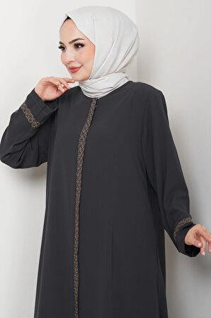 Çiçek Nakışlı Büyük Beden Ferace Füme HM2844