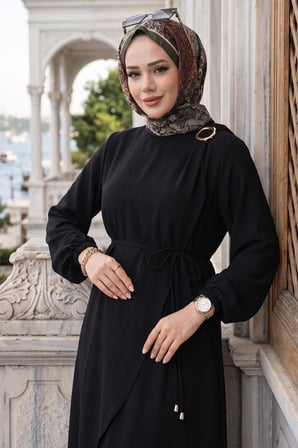 Toka Detaylı Bağlamalı Ayrobin Elbise Siyah HM2907