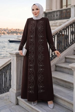 Boncuk Taşlı Büyük Beden Anne Elbisesi Kahverengi HM2952